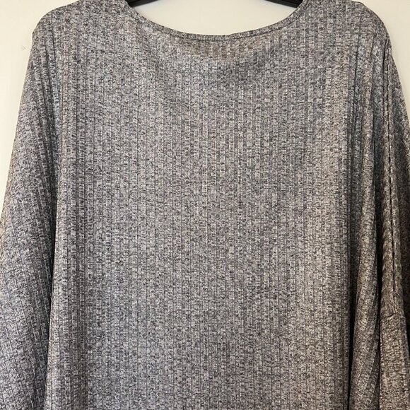✨🩶 Vintage Juliette Women’s Gray Asymmetrical Hem Poncho Top | Size L 🩶 - Picture 11 of 14